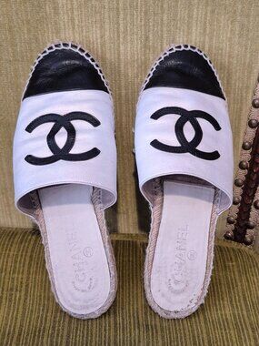 CHANEL size 39(euro) sleep on shoes
